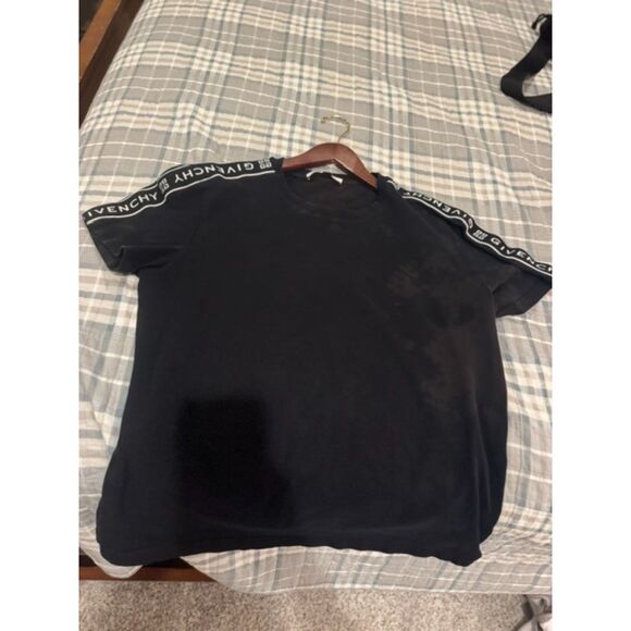 Givenchy T Shirt - Picture 1 of 5